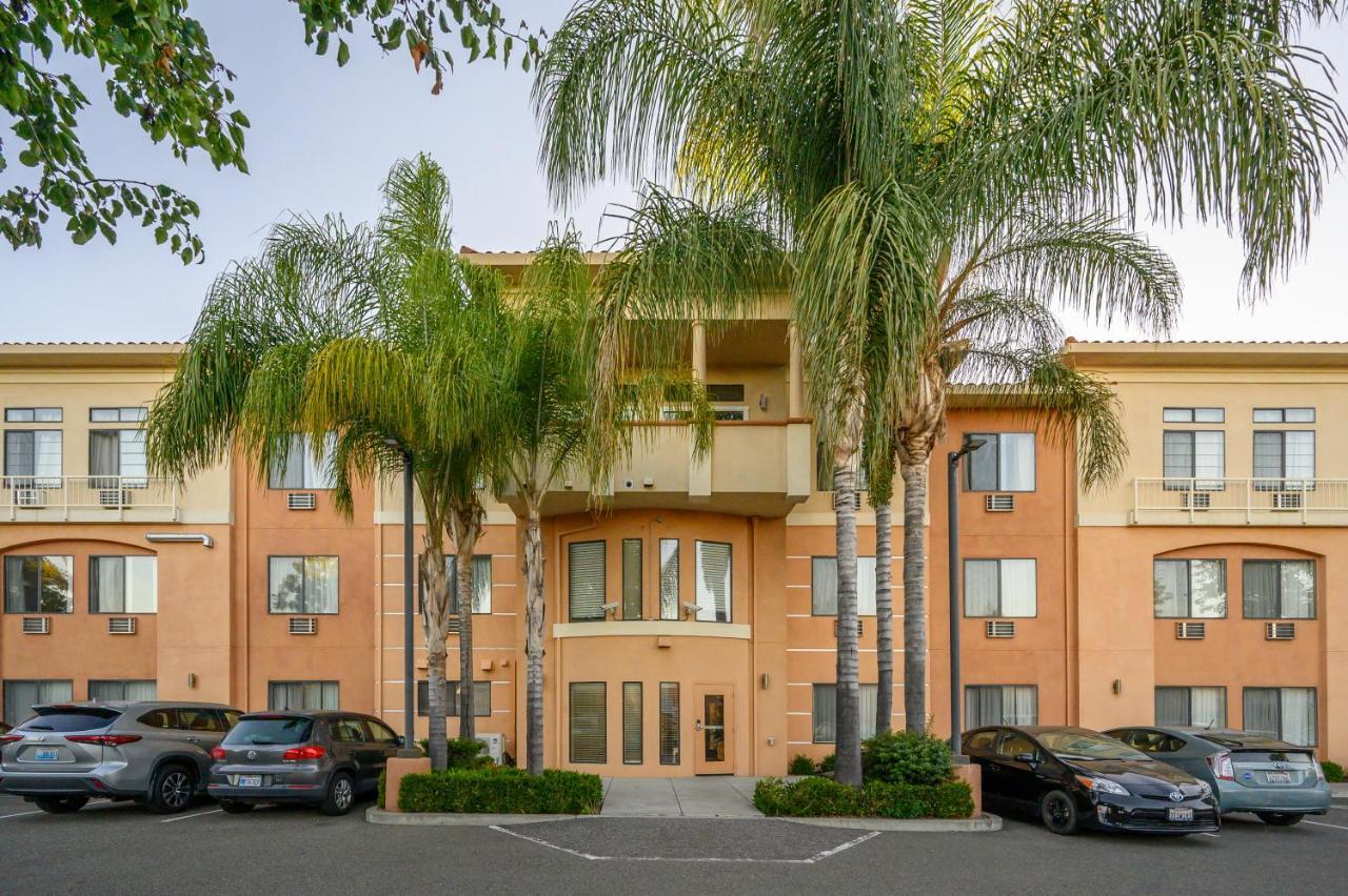Studios Inn San Jose Exterior photo